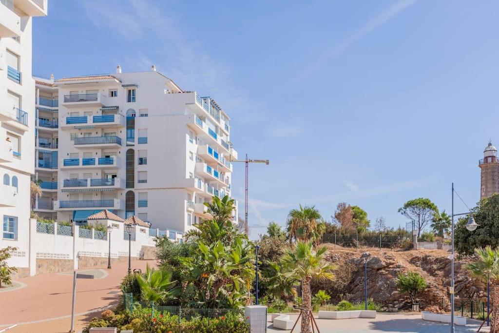 Faro Puerto Estepona Exterior foto